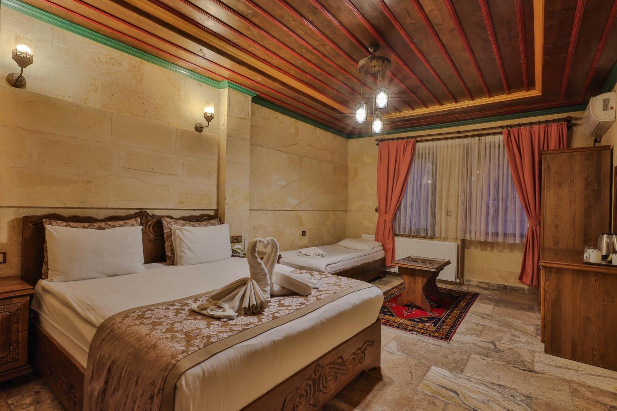 Feel Cappadocia Stone House Hotel Goreme Exterior photo